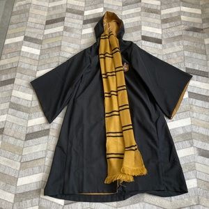 Hufflepuff dress robe from Harry Potter
